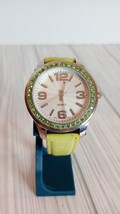 Women&#39;s Unbranded Watch Leather Band Green Accents - $9.86