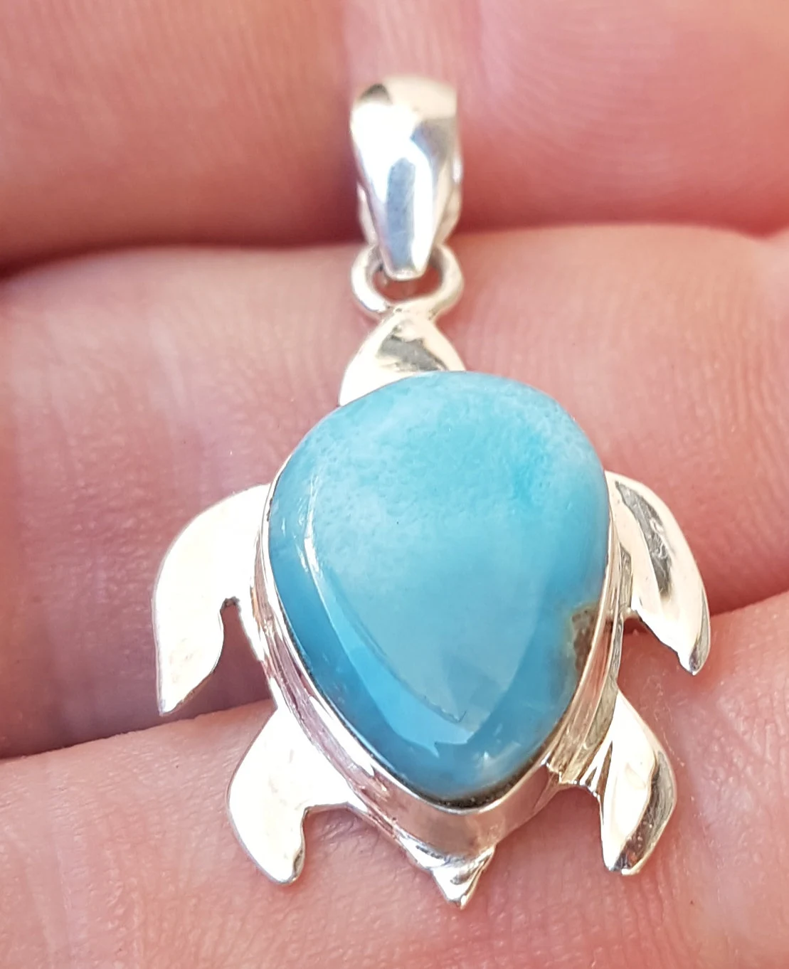 BLUE LARIMAR handcarved Gemstone 925 sterling silver TURTLE pendant (man-3) - €36,36 EUR BLUE LARIMAR handcarved Gemstone 925 sterling silver TURTLE pendant (man-3) - €36,36 EUR