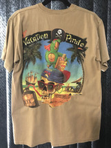 Vtg Disney Vacation Party Pirate of the Caribbean Adult M T-shirt Sand Island - £19.32 GBP