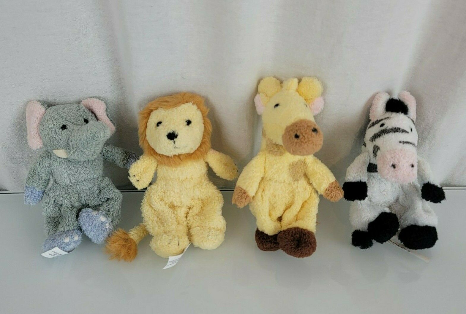 Pottery Barn Kids Chamois Animals Elephant Zebra Lion Giraffe Finger Pup... - $34.64