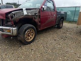 1995 1996 1997 Nissan Truck OEM 2.4L Manual RWD Alternator 4 Cylinder  - $74.25