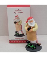 2017 Hallmark Keepsake Ornament Toy Maker Santa Christmas Holiday Ken Crow - £19.08 GBP