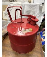 Vintage Underwriters&#39; Laboratories Safety Gas Can 2 gallon Red Metal - €52,11 EUR