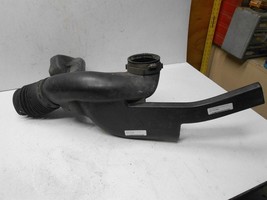 2004 GMC Yukon Air Cleaner Intake Resonator Tube - $3,709.16 MXN