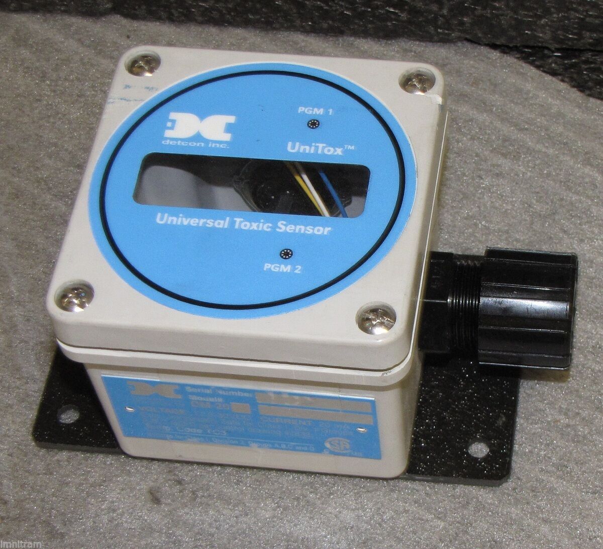 DetCon DM 20 Universal Module enclosure  *new* - $18.95