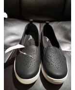 Women&#39;s shoes Size 8 New with Tags slip on - $9.49