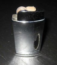 Vintage SCRIPTO Chrome Fancy Art Deco Gas BUTANE Lighter - $19.99