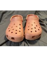 Crocs Classic Clog Orange Coral M9 W11 Slip-On Sandals Casual Comfort Shoes - $343.20 MXN Crocs Classic Clog Orange Coral M9 W11 Slip-On Sandals Casual Comfort Shoes - $343.20 MXN