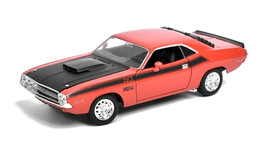 1970 Dodge Challenger  T/A 1/24 Scale Diecast Model by Welly - RED - $32.66