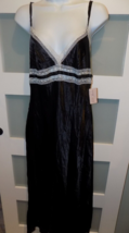 Gilligan &amp; O&#39;Malley Black Lace Trim Full Length Gown Size L Women&#39;s NEW - $23.00