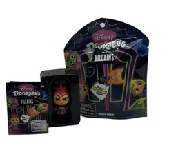 Disney Doorables Villains Blacklight Evil Queen (Ultra Rare) - £27.63 GBP