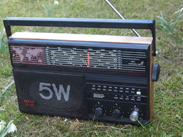 Vintage Soviet Russian Ussr Transistor Radio Ok EAN 225 Receiver Am Lw Sw Usw - $79.17