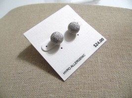 Department Store 3/8&quot; Silver Tone Rough Ball Stud Earrings B249 - $8.63