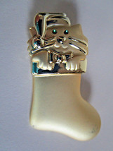 AJC Christmas Holiday VTG Gold Metal PIN Brooch, CAT in STOCKING w/ gree... - $5.99