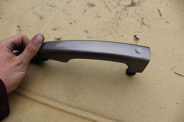 2017 JAGUAR XE REAR RIGHT OUTSIDE DOOR HANDLE  R609 image 5