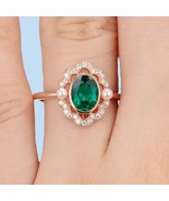 Oval Cut Green Moissanite Bezel Halo Milgrain Set Ring 14K Yellow Gold S... - €155,48 EUR