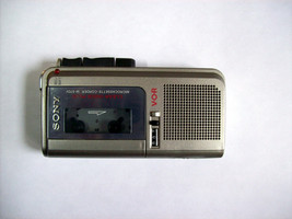 Sony Microcassette Recorder Clear Voice Plus &amp; VOR System M-570V M570V-SERVICED - £70.88 GBP