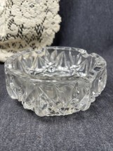 Beautiful Vintage Mid Century Heavy Lead Crystal Cigar tray Ashtray 5” Diameter - £6.89 GBP