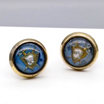 Hickok Knight Crest Shield Cufflinks, Gold Tone Vintage Bubble Circle with Cross - $50.31