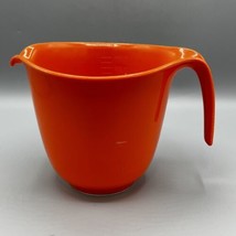 Vintage Rubbermaid #2661 Orange 6 Cup Handled Mixing Measuring Batter Bowl - £12.62 GBP