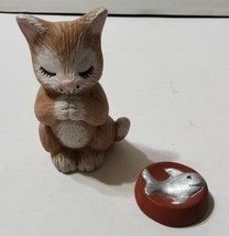 Vintage Ceramic Hand Painted Praying Cat Figurine with Food Bowl 3&#39;&#39;   - £14.76 GBP