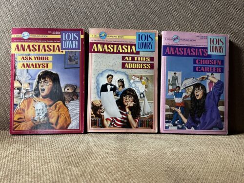 Primary image for VINTAGE 80s 90s 00s Lot of 5 Anastasia Goosebumps Sweet Valley Books Lois Lowry