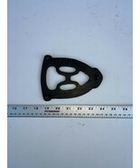 Size 6 inch Wapak Iron Sad Iron trivet - $19.01 CAD