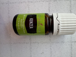 YOUNG LIVING Kunzea Essential Oil 5 ML - $920.25 MXN YOUNG LIVING Kunzea Essential Oil 5 ML - $920.25 MXN