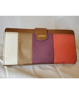 Relic Clutch Purse - $471.22 MXN