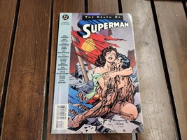 The Death of Superman Graphic Novel Comic Book - £7.91 GBP