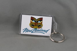 Vintage Keychain - New Zealand Maori Mask Graphic - Plastic Keychain - £19.18 GBP