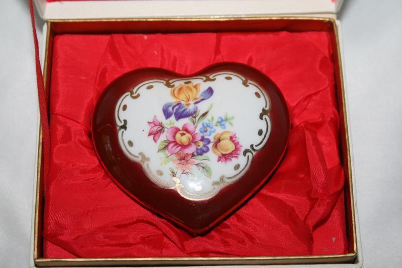 Primary image for PM Import Porcelain Hand Painted Heart Shaped Floral Trinket Box
