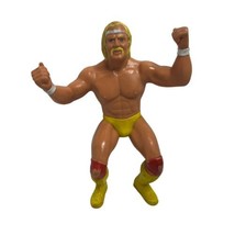 Vintage 1984 WWF Hulk Hogan Wrestling Superstar Figure Wrestler WCW NWO WWE - £16.10 GBP