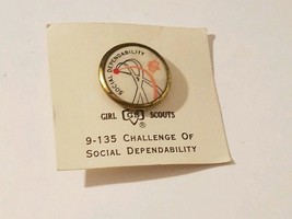 1960&#39;s Girl Scouts 9-135 Social Dependability Challenge Brooch - New-
sh... - $97.80 MXN