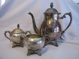 F.B. Rogers Silver Plate Coffee/Tea Set - £15.98 GBP