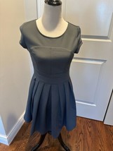 Romeo &amp;Juliet Couture Grey Box Pleated Fit And Flare Dress Sz M - £51.43 GBP