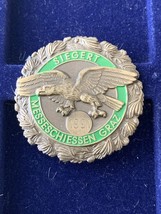 1991 Vintage Bronze Commemorative Pin For Winner In Shooting Fair Graz A... - £6.43 GBP