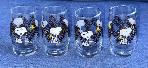 4 Vintage 1965 Peanuts Snoopy & Woodstock Juice JUICE Drinking Glasses 4” MINT - £55.94 GBP