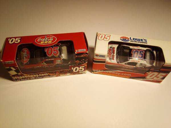  2 diecast Lowe&#39;s Motor Speedway 1:64 promo cars 2005 Nascar race season - $12.99