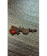 Hard Rock Cafe Ho Chi Minh Bronze 3D Skyline fridge magnet - $759.27 MXN