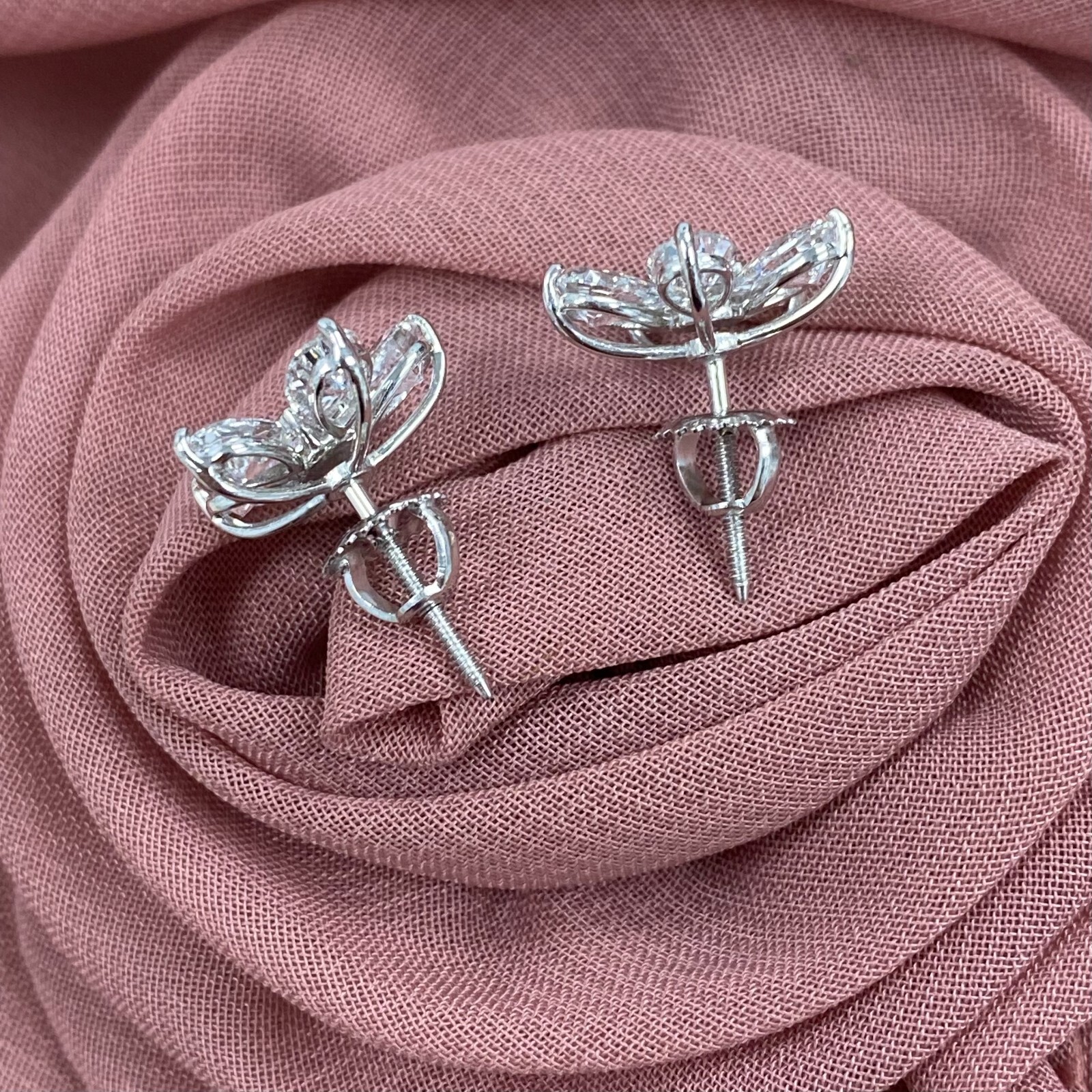 1.50Ct Floral Stud Lab Grown Pear Shaped Diamond Cluster Earrings 14K White Gold Item image 2