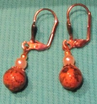 CHARMING DANDGLING BEAD HOOP CLASP EARRING EARTH GREEN BROWN COLOR BEAD - $4.00