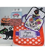 Seven (7) Piece HAPPY HALLOWEEN Novelty Treat Bags ~ Pot Holders ~ Masks... - $460.94 MXN
