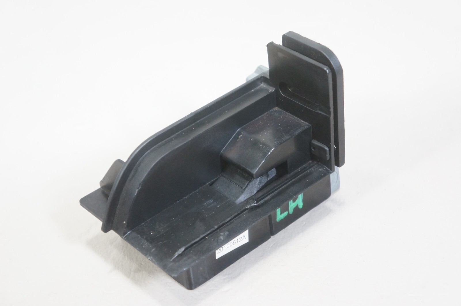 2007-2013 bmw x5 e70 rear left driver side roller blind shade bracket support Item image 6