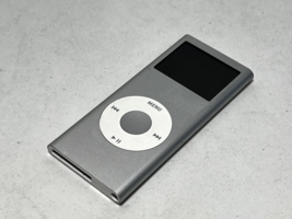 Apple iPod Nano 2nd Generation A1199 4GB Silver - UNTESTED - £7.08 GBP