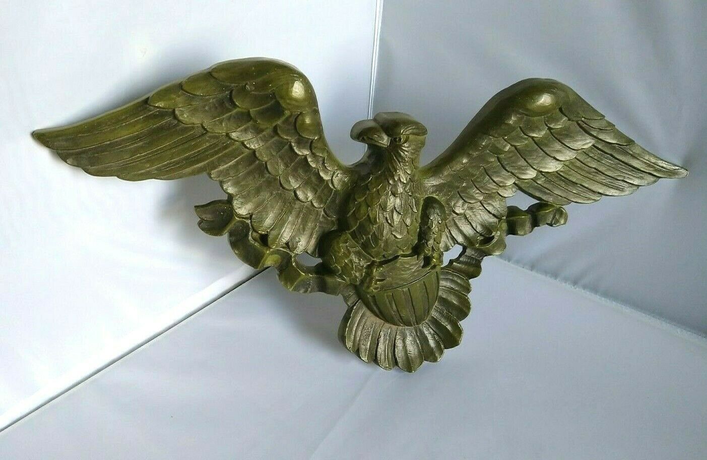 SYROCO Wall Eagle Plaque 5172 Olive Green 1966 MCMLXVI Federal Size 22.5" USA - $55.17