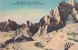 Vampire Valley Badlands National Monument South Dakota Linen Postcard Unposted - £7.87 GBP