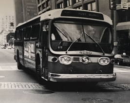 Southeastern Pennsylvania SEPTA Bus #4280 Front Market B&amp;W Photograph - £5.41 GBP