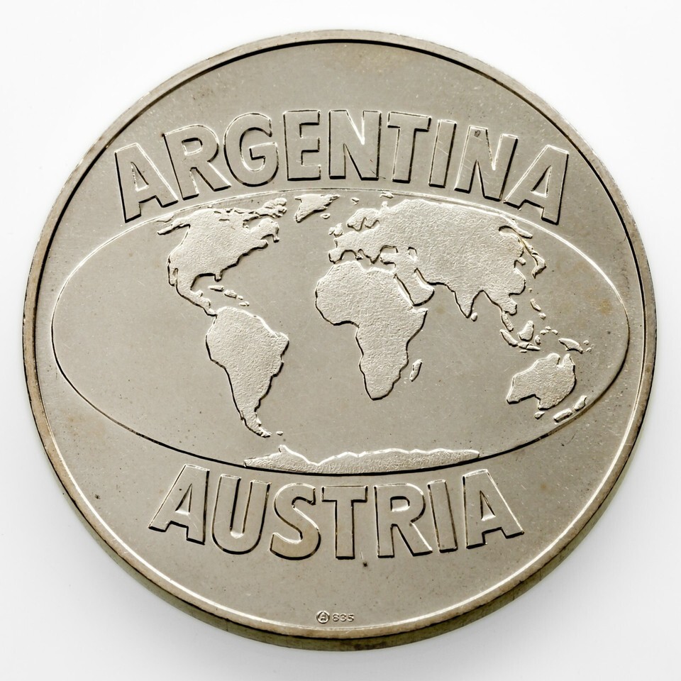 1978 World Cup Mens Football Argentina - Austria Silver Medal / Token-
show o... Item image 2