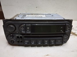 02 03 04 05 06 07 Dodge Chrysler Jeep AM FM CD radio receiver OEM P05091888AA - £45.86 GBP